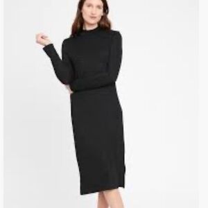 Banana Republic Mock-neck Dress, Size Medium Petite